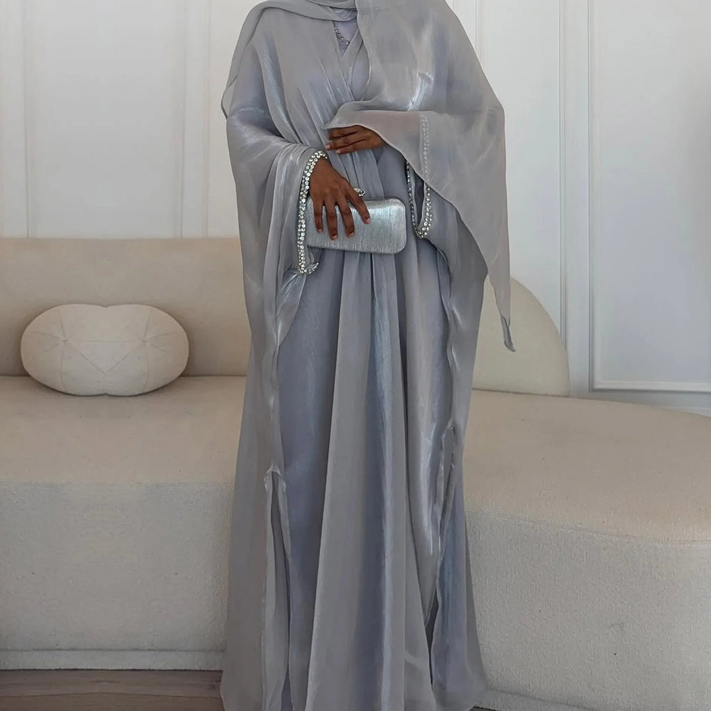 Abaya moderne fluide style Dubai chic