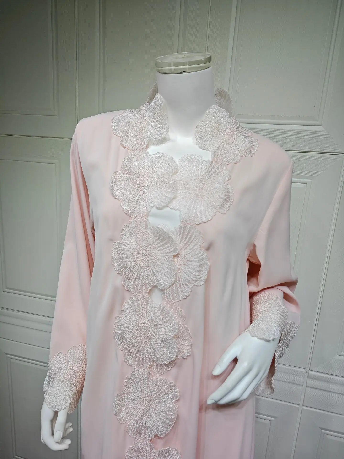 Abaya Élégante Florale Patchwork ✨