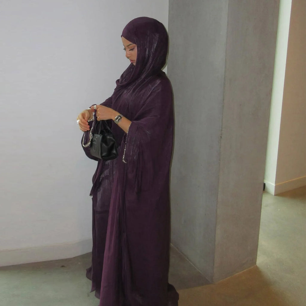 Abaya moderne fluide style Dubai chic