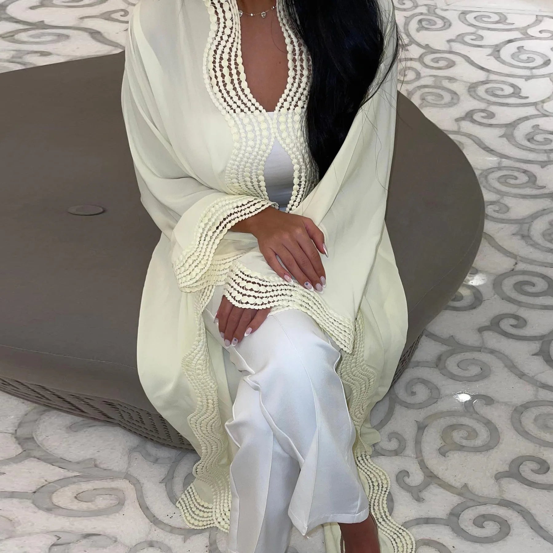 Abaya Longue Élégance Dubaï ✨