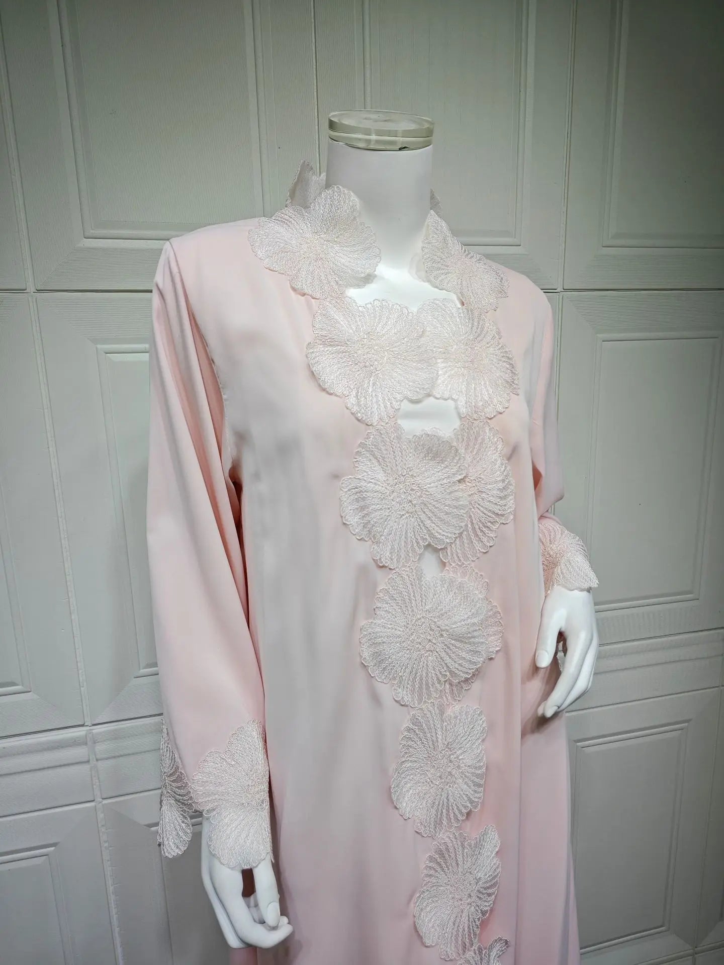 Abaya Élégante Florale Patchwork ✨